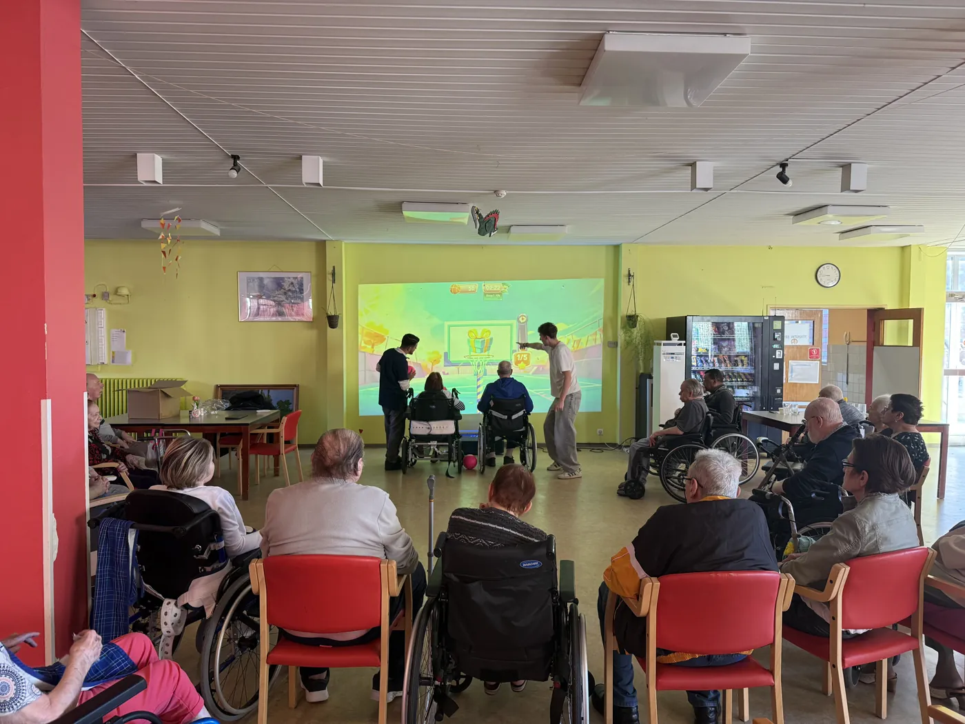 Animation interactive avec des résidents en maison de repos